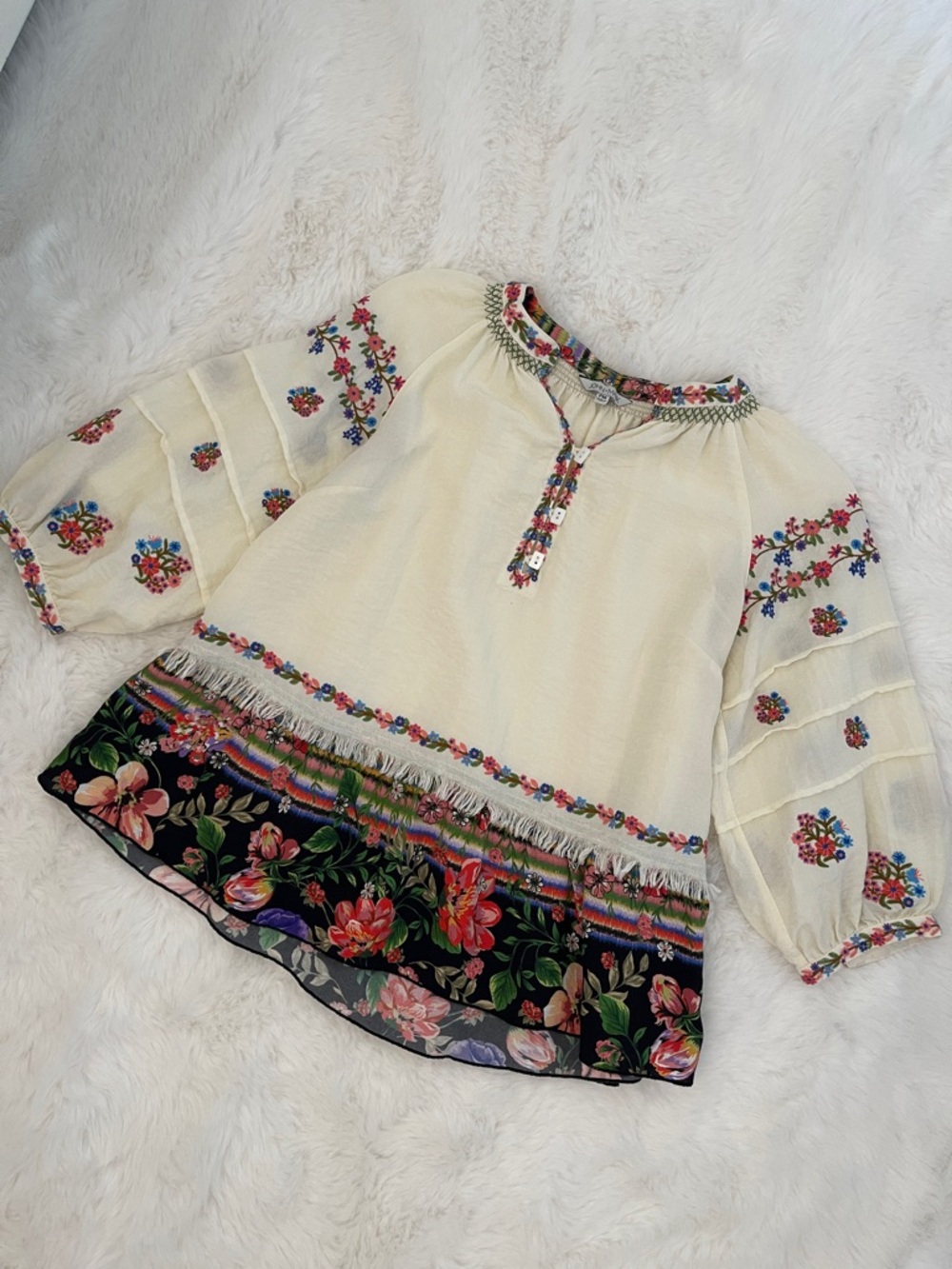 John Mark Boho Embroidered Cream Floral Fringe Top - Picture 8 of 12